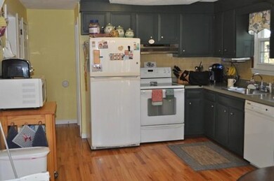 1407 East St unit 2, Mansfield, MA 02048 - photo 5