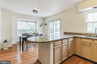 45596 Whitcomb Square, Sterling, VA 20166 - photo 7