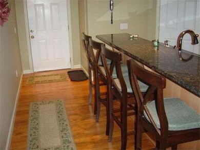 215 Longmeadow Rd unit 505, Taunton, MA 02780 - photo 3