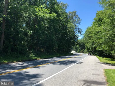 5665 Hawthorne Rd, La Plata, MD 20646 - photo 3