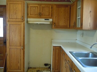 W1335 Alpine Rd, Brooklyn, WI 53521 - photo 4