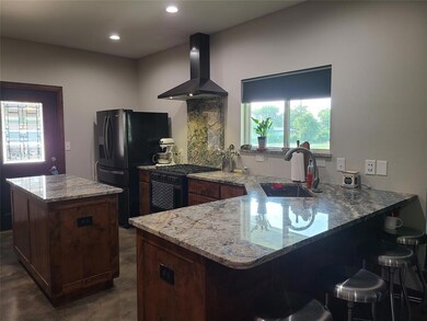 401 Augustus St, Trenton, TX 75490 - photo 7