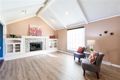 10210 Rosehill Rd, Lenexa, KS 66215 - photo 5