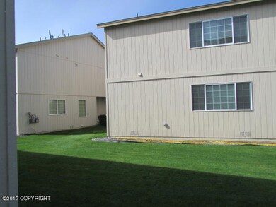 022-100061 Exterior Back