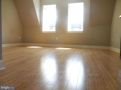 1226 N Calvert St unit 4, Baltimore, MD 21202 - photo 5