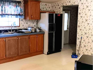 126 W Socrum Loop Rd, Lakeland, FL 33809 - photo 7