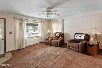 514 S Wagner Ave, Wapakoneta, OH 45895 - photo 3