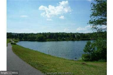 18812 Sky Blue Cir, Germantown, MD 20874 - photo 2