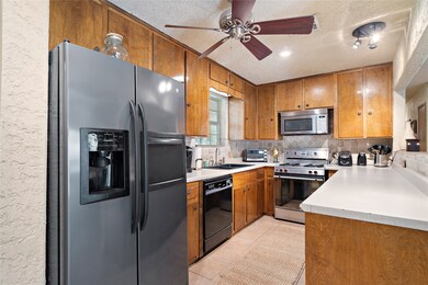 131 Sagewood Dr, Spring, TX 77386 - photo 7