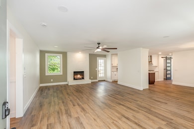 231 S Palmers Chapel Rd, Cottontown, TN 37048 - photo 6