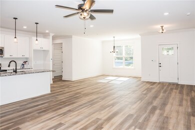 43 Glasgow Dr, Bella Vista, AR 72715 - photo 6