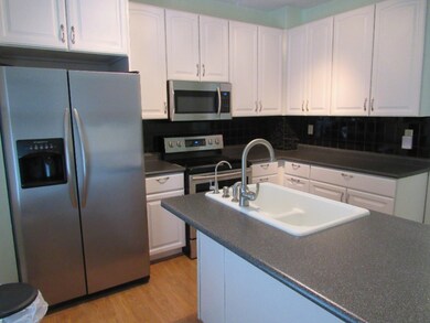 402 W Main St, Niles, MI 49120 - photo 7