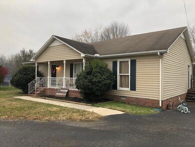 306 Southview Dr, Shelbyville, TN 37160 - photo 2