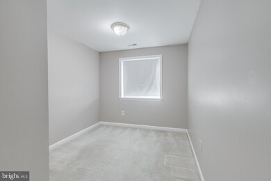 913 Mercer Dr, Hagerstown, MD 21742 - photo 6