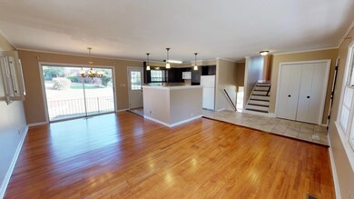 Living/Dining Room