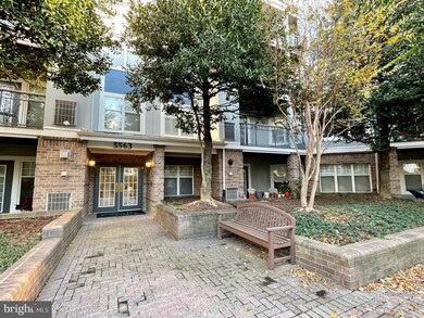 Savoy Park unit 216, Falls Church, VA 22041 - photo 4