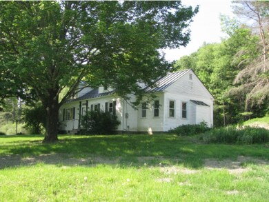 437 Piggery Rd, Putney, VT 05346 - photo 3