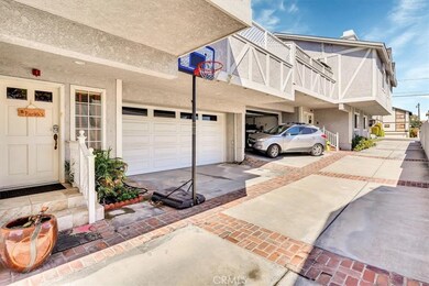 2518 Carnegie Ln unit C, Redondo Beach, CA 90278 - photo 3