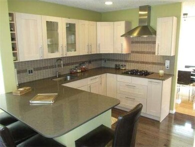 11 Arbor Ct, Burlington, MA 01803 - photo 3