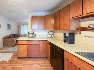 812 S 12th Ave W, Newton, IA 50208 - photo 6