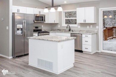 16-Kitchen_DMD_5246-Edit