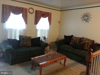 9305 Kendal Cir, Laurel, MD 20723 - photo 7