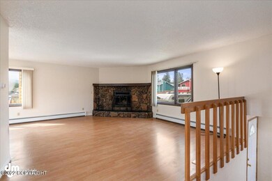 1831 Early View Dr, Anchorage, AK 99504 - photo 2