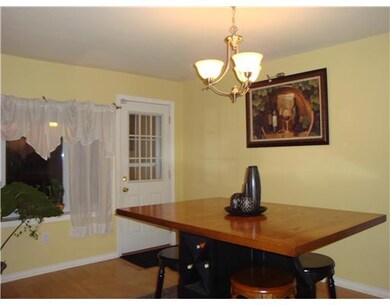 206 Vineyard Rd, Warwick, RI 02889 - photo 6