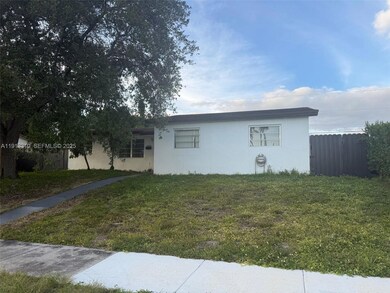 10371 SW 201st Terrace, Cutler Bay, FL 33189 - photo 3