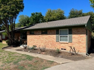 6461 Danbury Ln, Dallas, TX 75214 - photo 3