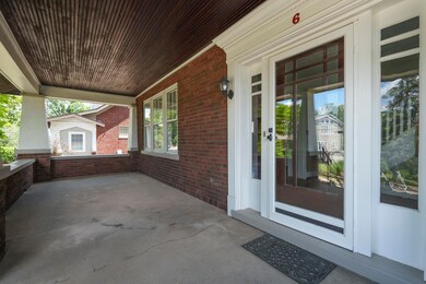 Broadview-Porch