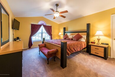 2 Sherrybrooke Dr-23
