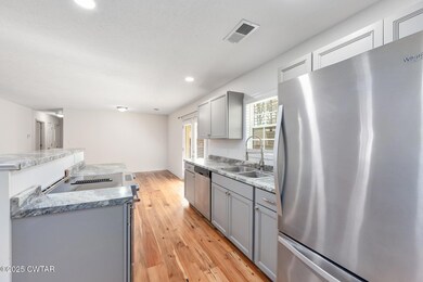 Kitchen 3