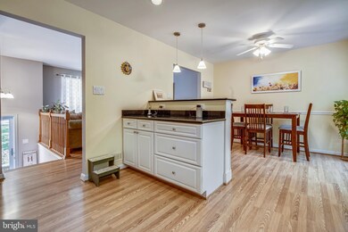 26451 Yowaiski Mill Rd, Mechanicsville, MD 20659 - photo 3