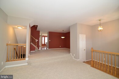 2551 James Monroe Cir, Herndon, VA 20171 - photo 6