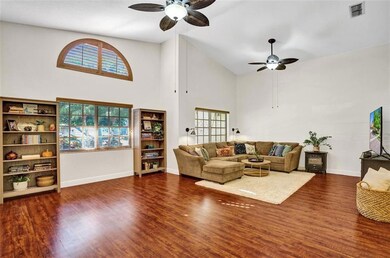 1940 W Oak Knoll Cir, Davie, FL 33324 - photo 5