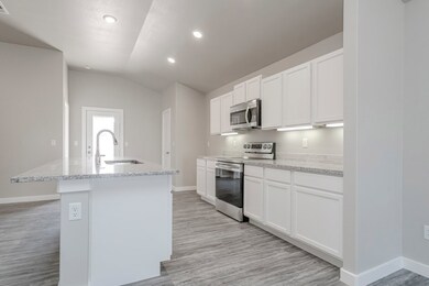 1304 Canal St, Odessa, TX 79765 - photo 6