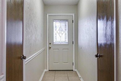 3504 Madrid Dr, Fort Worth, TX 76133 - photo 5