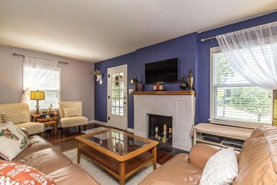 930 Palmer Rd 004