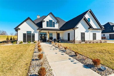 1025 Meadowbrook Ln, Franklin, IN 46131 - photo 3