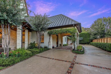 122 Knipp Ct, Houston, TX 77024 - photo 2