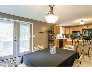 109 Southbridge Rd, Dudley, MA 01571 - photo 5