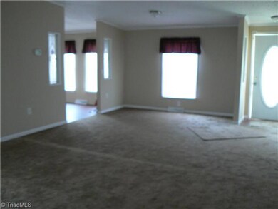 4987 King View Rd, Asheboro, NC 27205 - photo 4