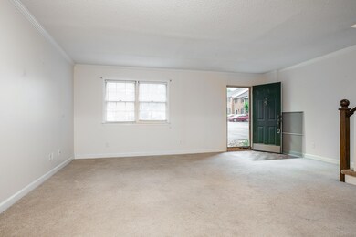 Living/Dining Area