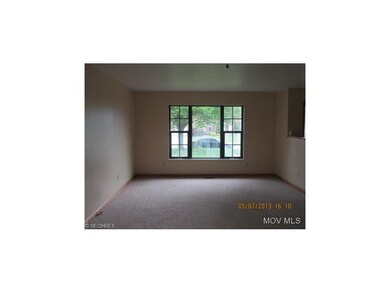 Living room/Dining room combo