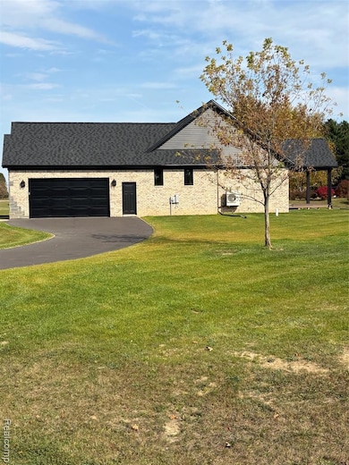 2039 Greater Oak Dr, Lapeer, MI 48446 - photo 4