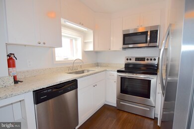 1226 S Clinton St unit 2, Baltimore, MD 21224 - photo 3