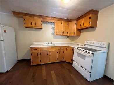 132 N Franklin St unit 2, Allentown, PA 18102 - photo 2