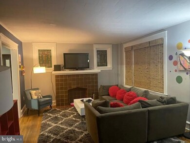 1513 N 12th St, Reading, PA 19604 - photo 3