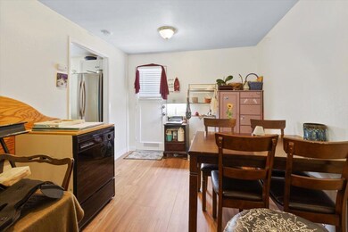 15-581 E Main St-15